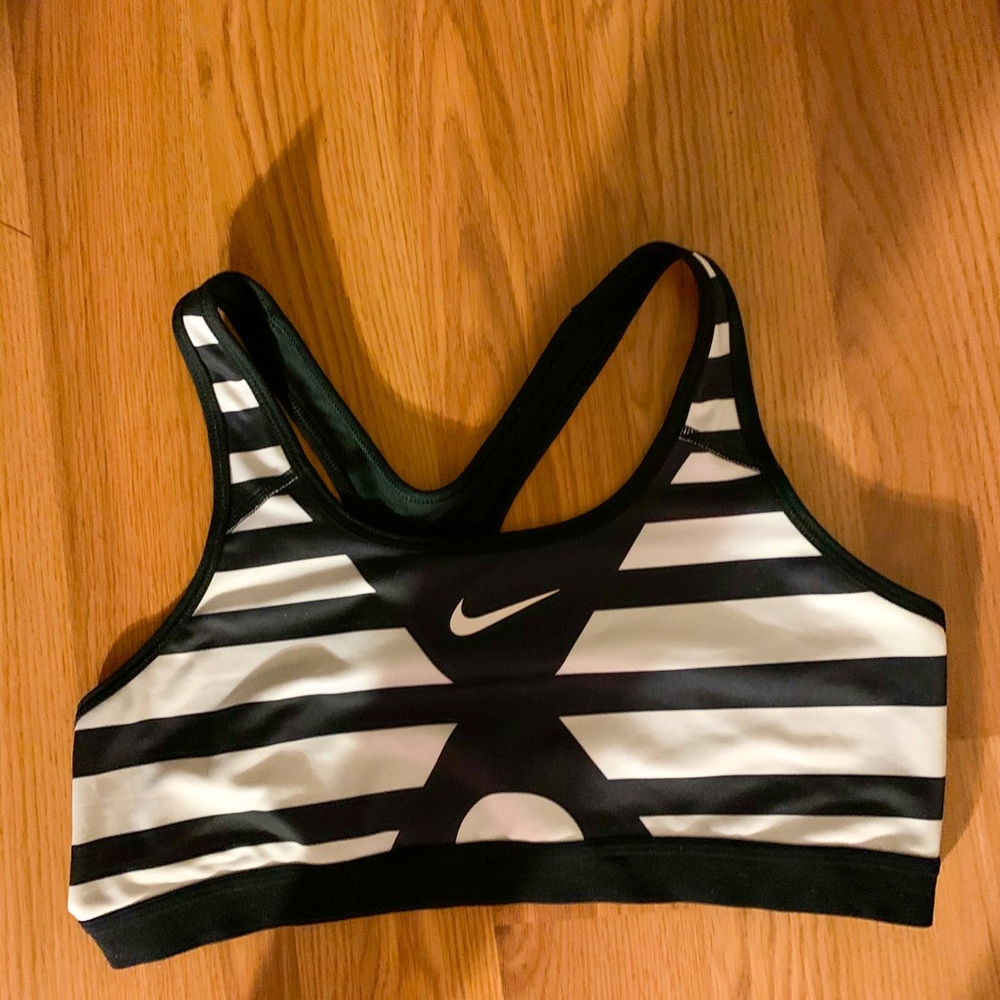 Nike sports bra